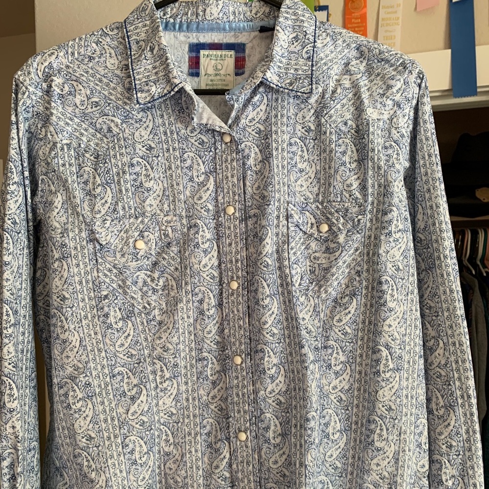 Pearl snap button up